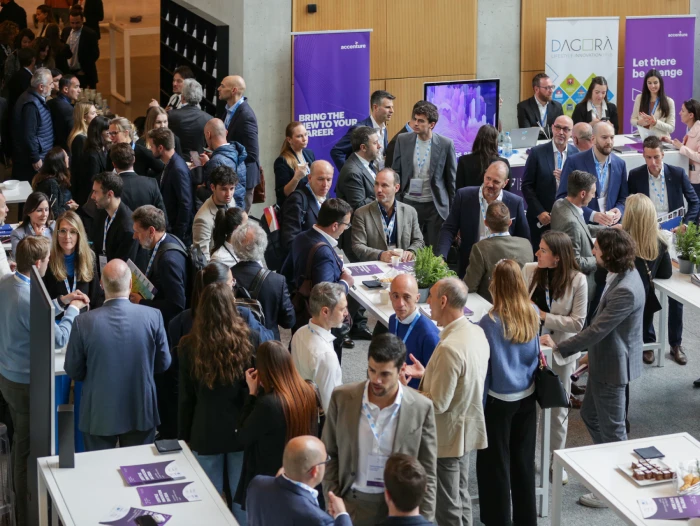 Lifestyle Innovation Day Photo of a crowd at the Dagorò Lifestyle Innovation Event